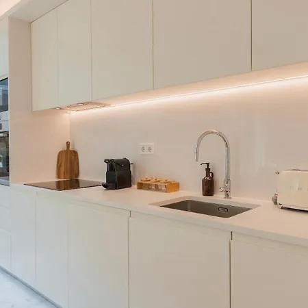 Apartman Jardins Da Gloria Charming Living By Lovelystay